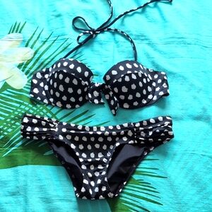 EUC  UNDERWIRE BIKINI, XS